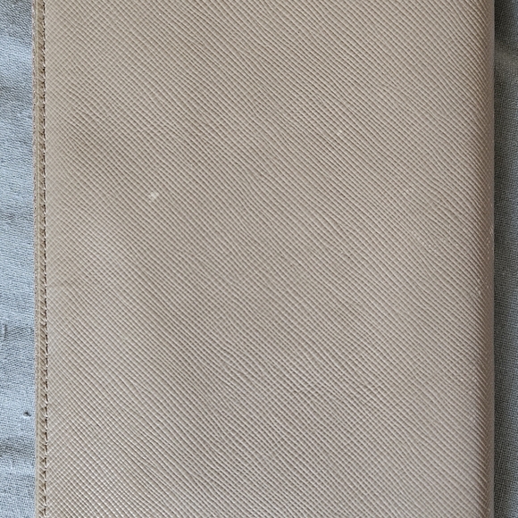 Prada Wallet - Picture 5 of 15